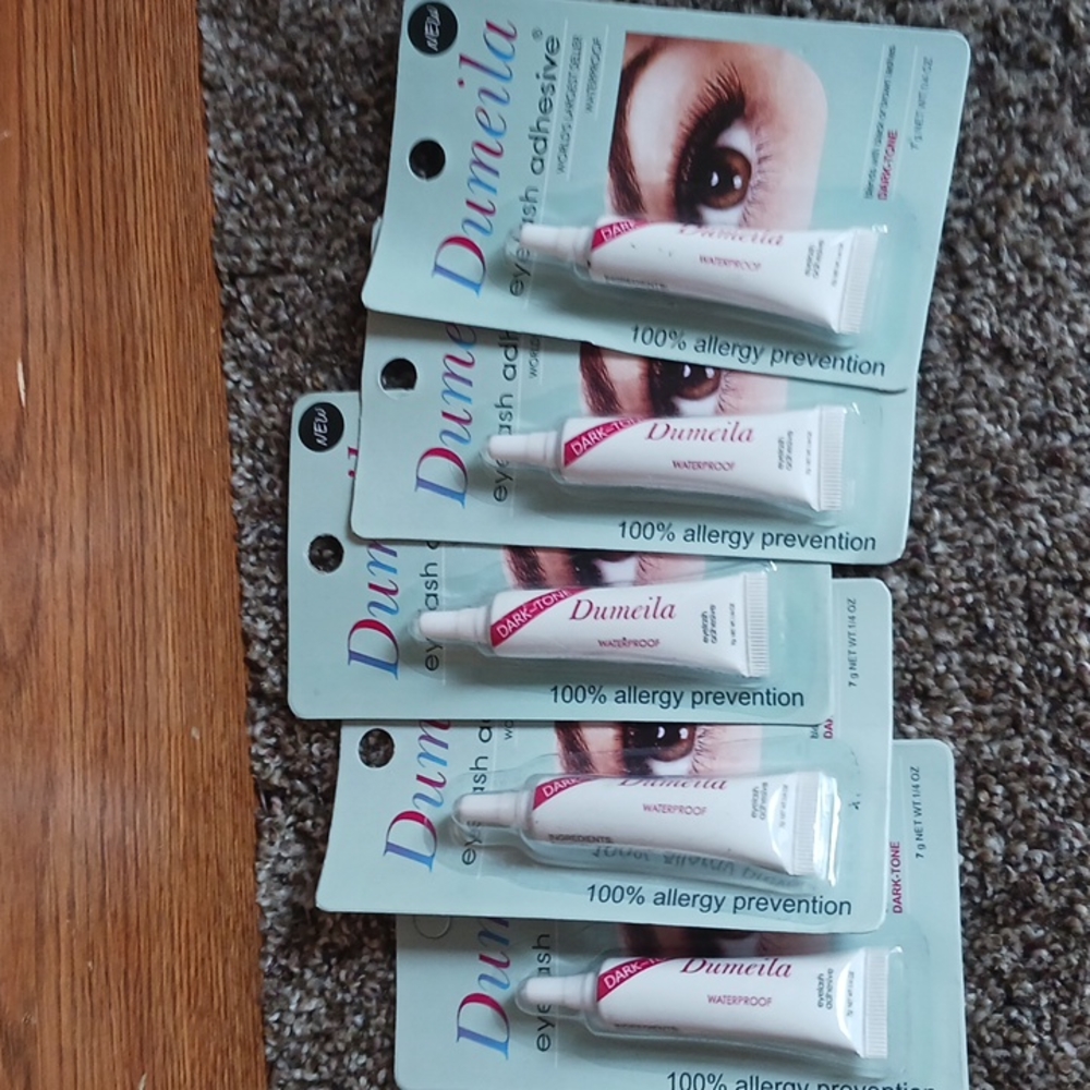 Eyelash glue